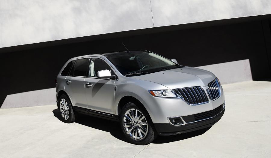  Lincoln MKX 2011 года  (фото 69 из 105)
